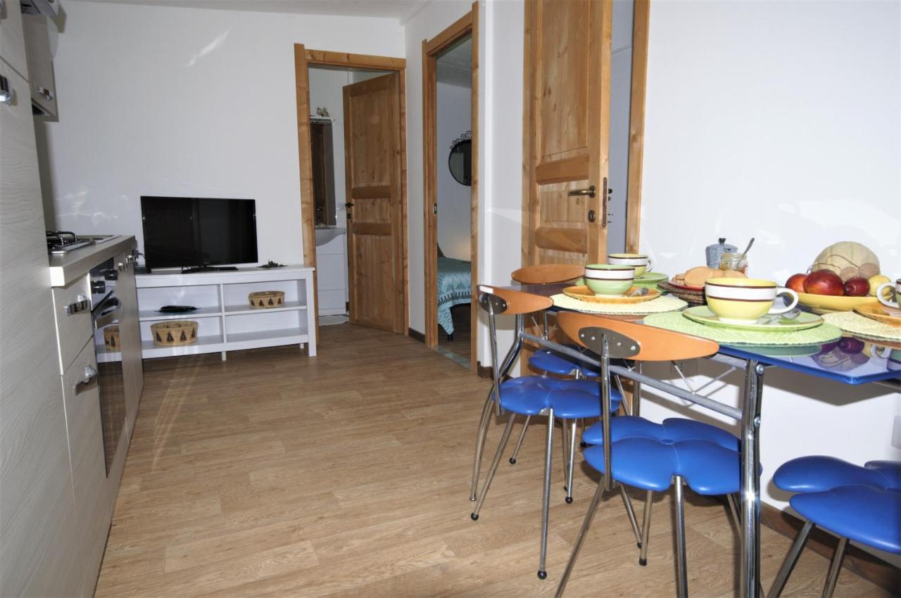 Ziu Angelinu Ad Un Passo Dal Mare Villa Porto Pino Exterior photo