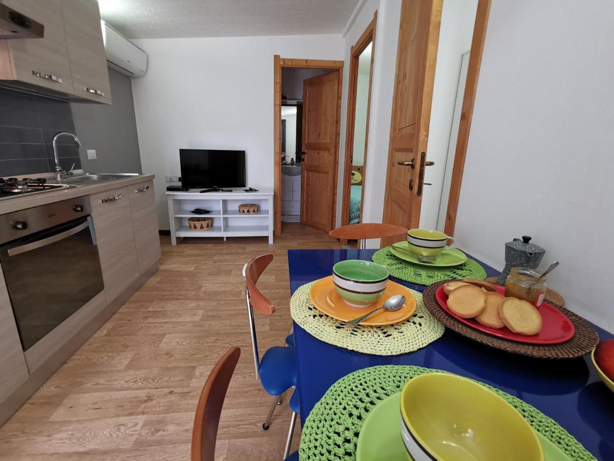Ziu Angelinu Ad Un Passo Dal Mare Villa Porto Pino Exterior photo